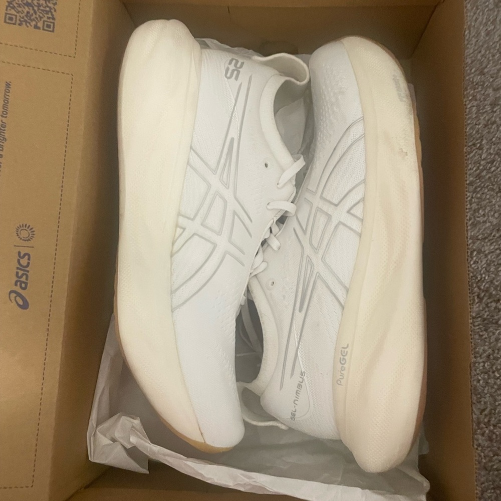 ASICS Gel Nimbus 25